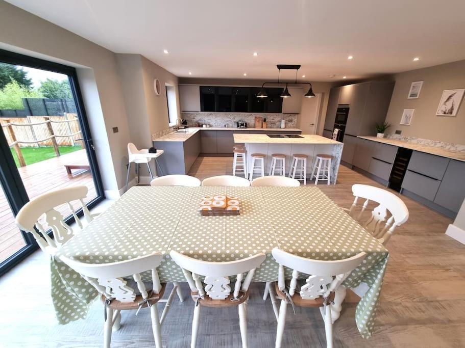 Brand New, Stunning Beachside House Seasalter Exterior photo